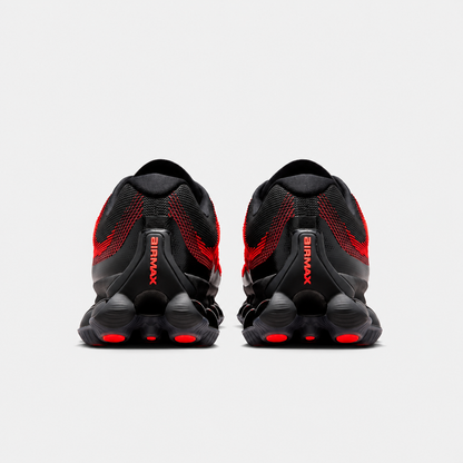 Black/Team Red
