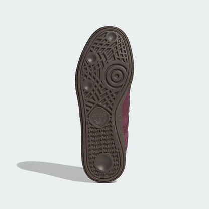 MAROON GUM